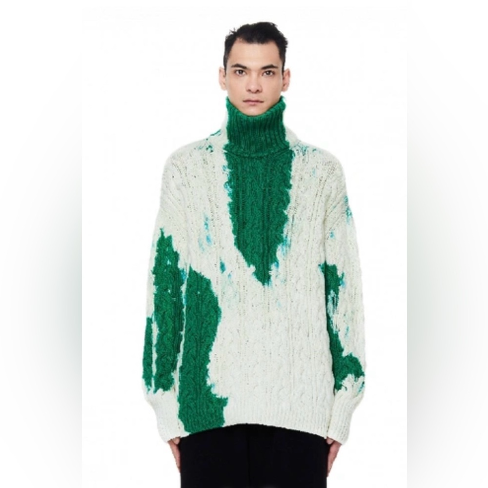NWT Balenciaga Sweater